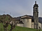 71 Chiesa di Miragolo vista dalla salita al cimitero